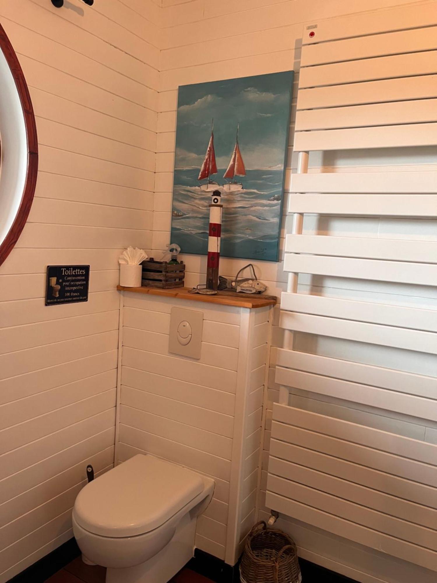 La Maison Bateau Au Bord De Mer Guissény Eksteriør bilde